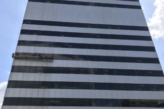 Window washers at Hanley Corporate Tower